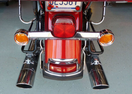 2009 to 2013: Harley Electra Glide Hitch: Chrome - Image 3